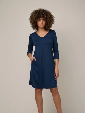 Wool& Womens willow merino long sleeve v neck swing dress marine blue M